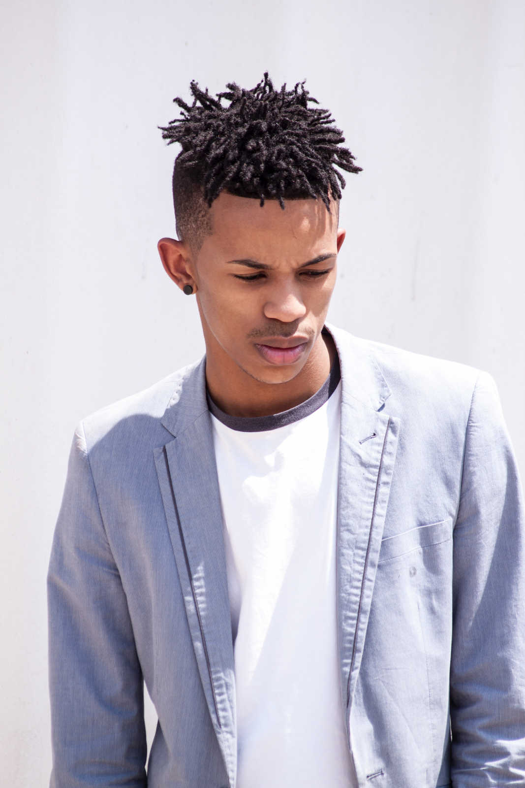 Men's ava of the customer with dreadlocks